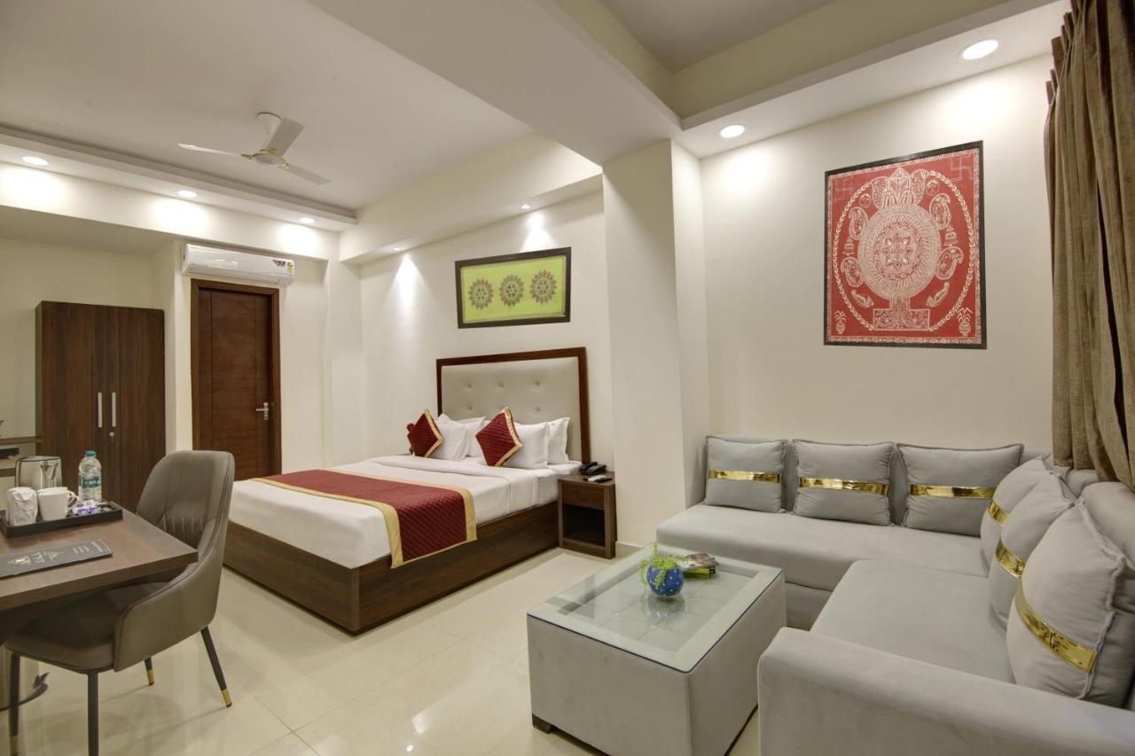 Hotel La Mirage Noida Eksteriør bilde