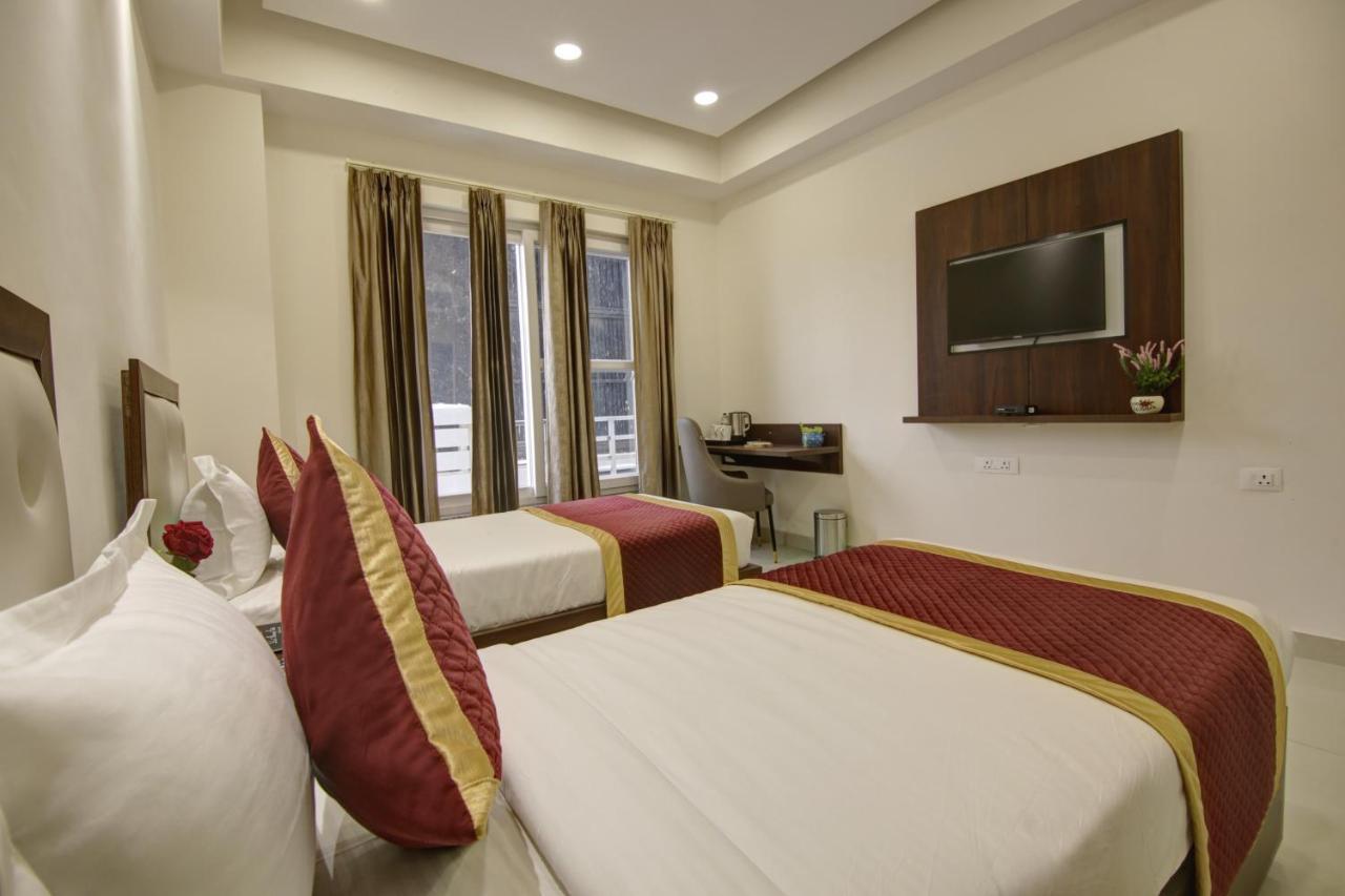 Hotel La Mirage Noida Eksteriør bilde