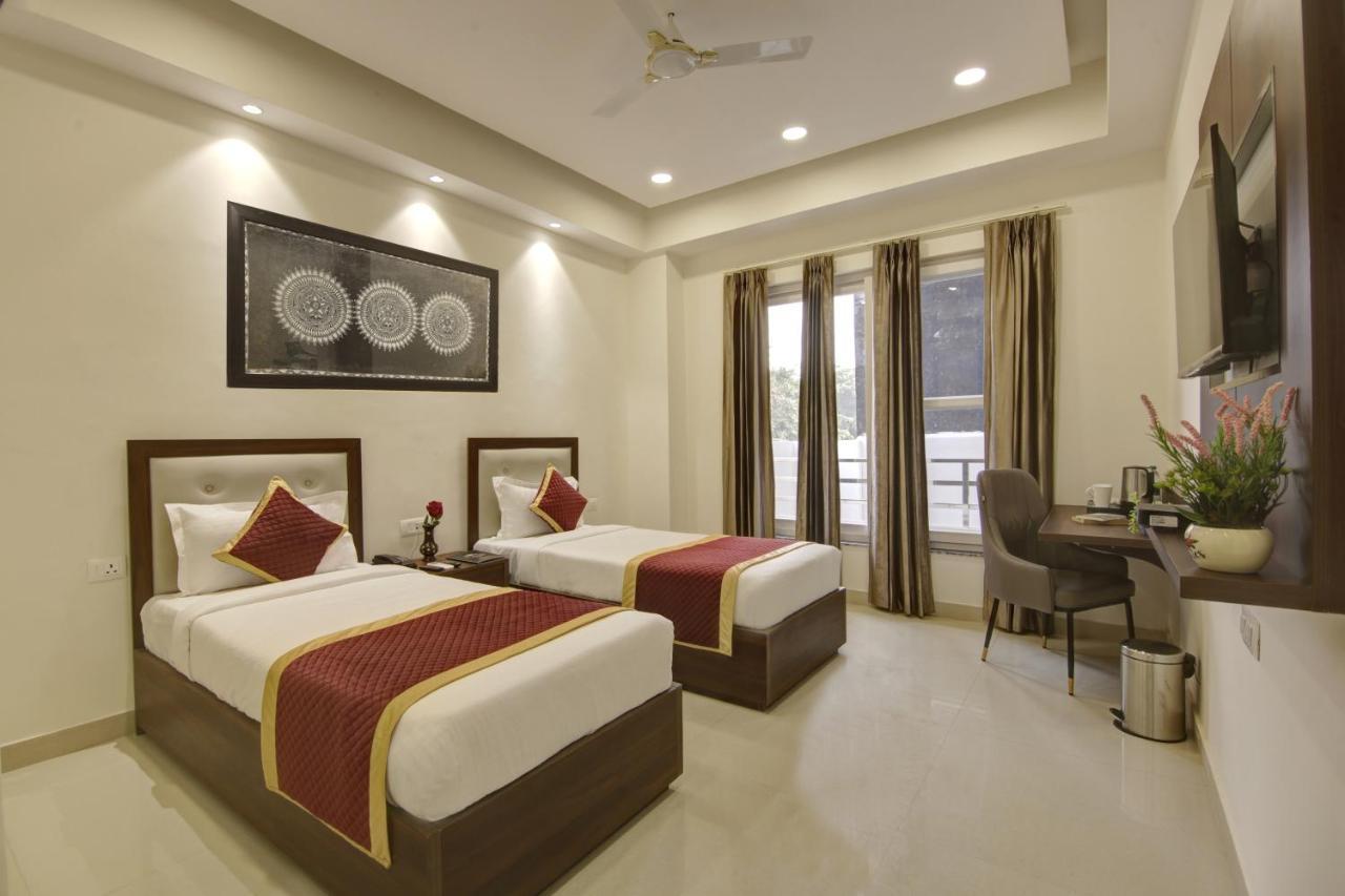 Hotel La Mirage Noida Eksteriør bilde