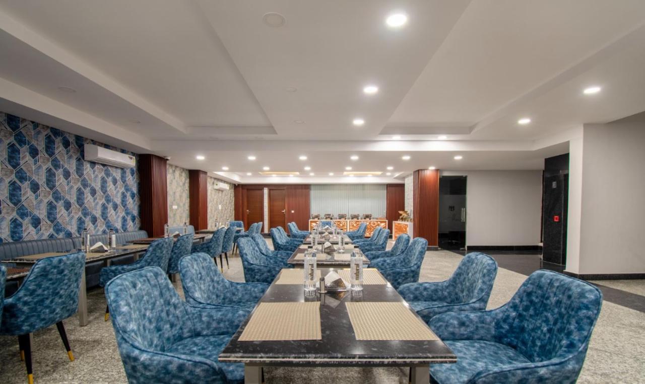 Hotel La Mirage Noida Eksteriør bilde