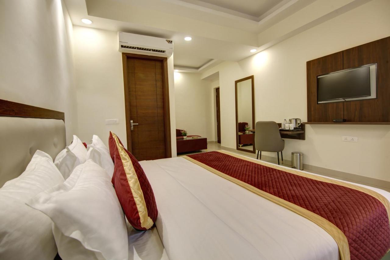 Hotel La Mirage Noida Eksteriør bilde