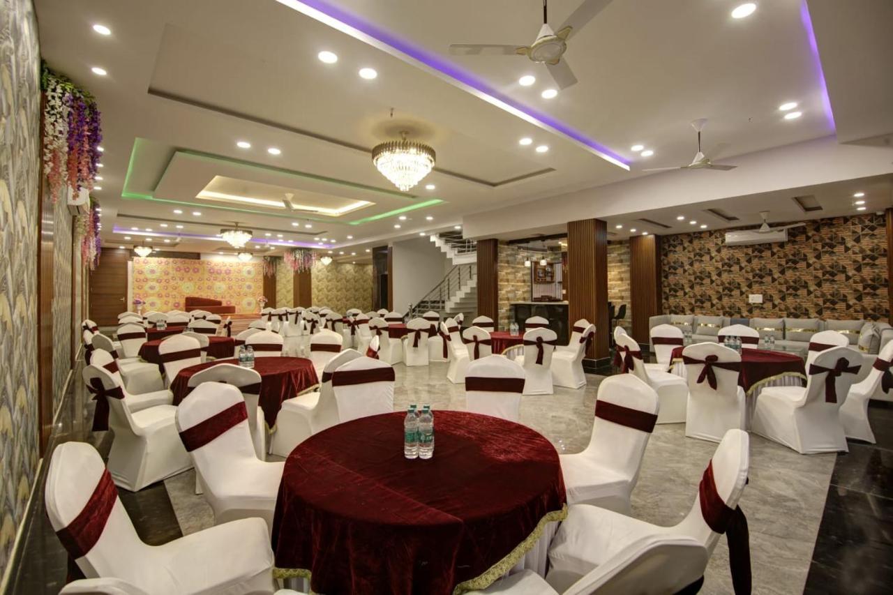 Hotel La Mirage Noida Eksteriør bilde